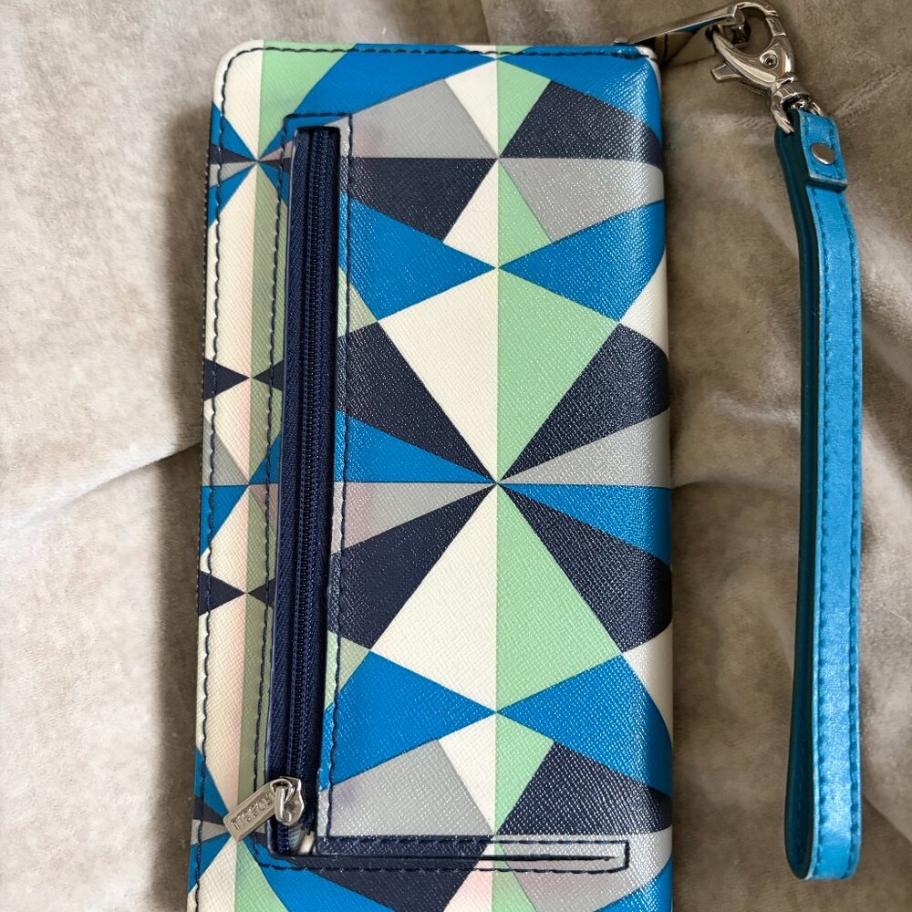 Fossil wallet with wrist strap